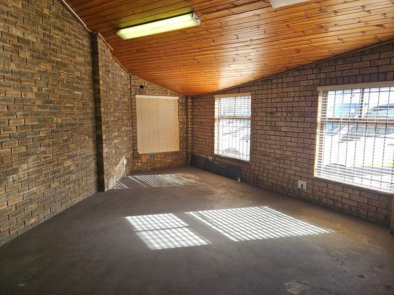 To Let commercial Property for Rent in Epping Western Cape